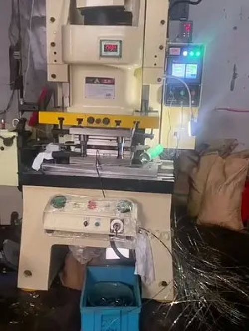 支持中国 冲压自动化设备一站式技术解决方案 工厂实拍视频 机械设备 自动化设备 制造业 机械 五金冲压